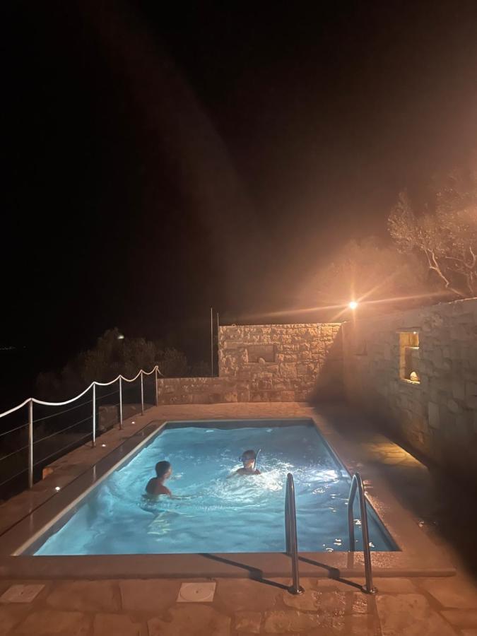 Holiday Home Tranquility 尼亚卢卡 外观 照片
